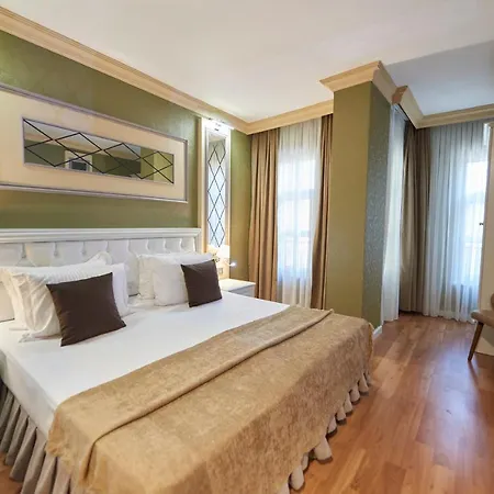 Sunlight Hotell 2*